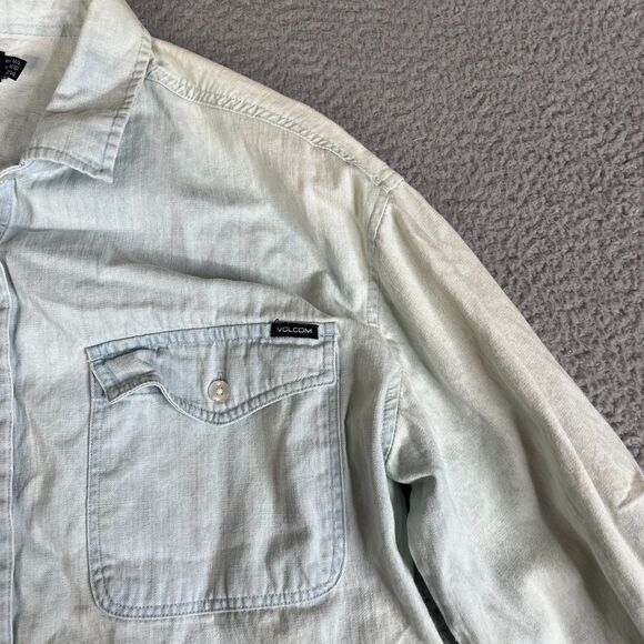 Volcom Denim Shirt Womens M Blue Denim Chambray Long Sleeve Pocket Nice Fade - Picture 2 of 9